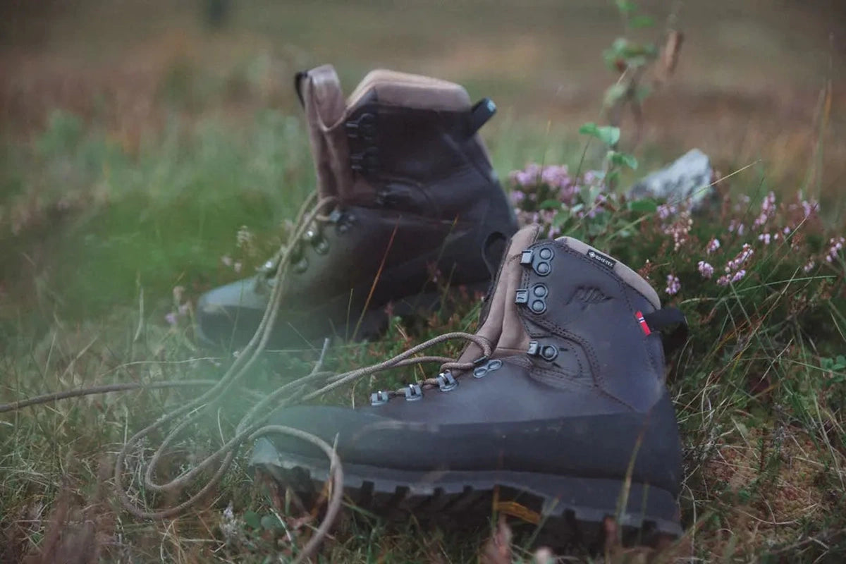 Alfa vandringskängor i fullnarvsläder med GORE-TEX etikett